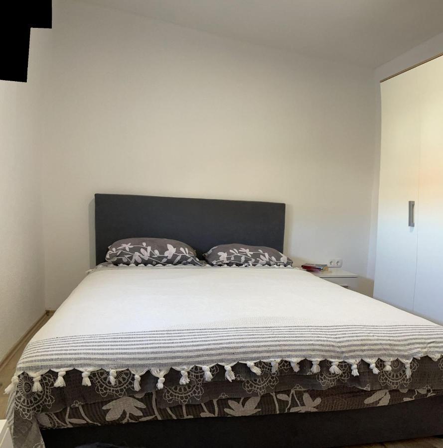 Apartmani Zuti เนอุม ภายนอก รูปภาพ