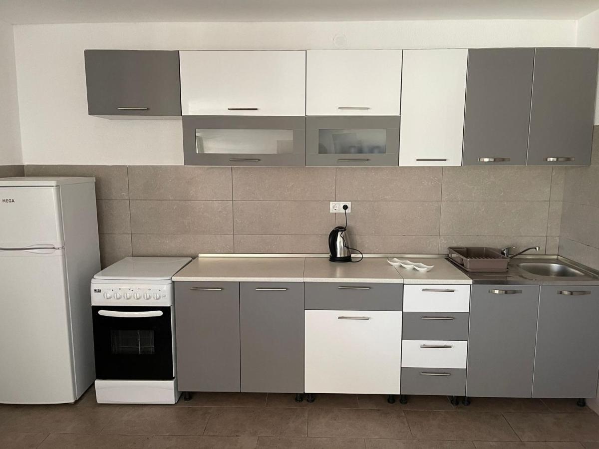Apartmani Zuti เนอุม ภายนอก รูปภาพ