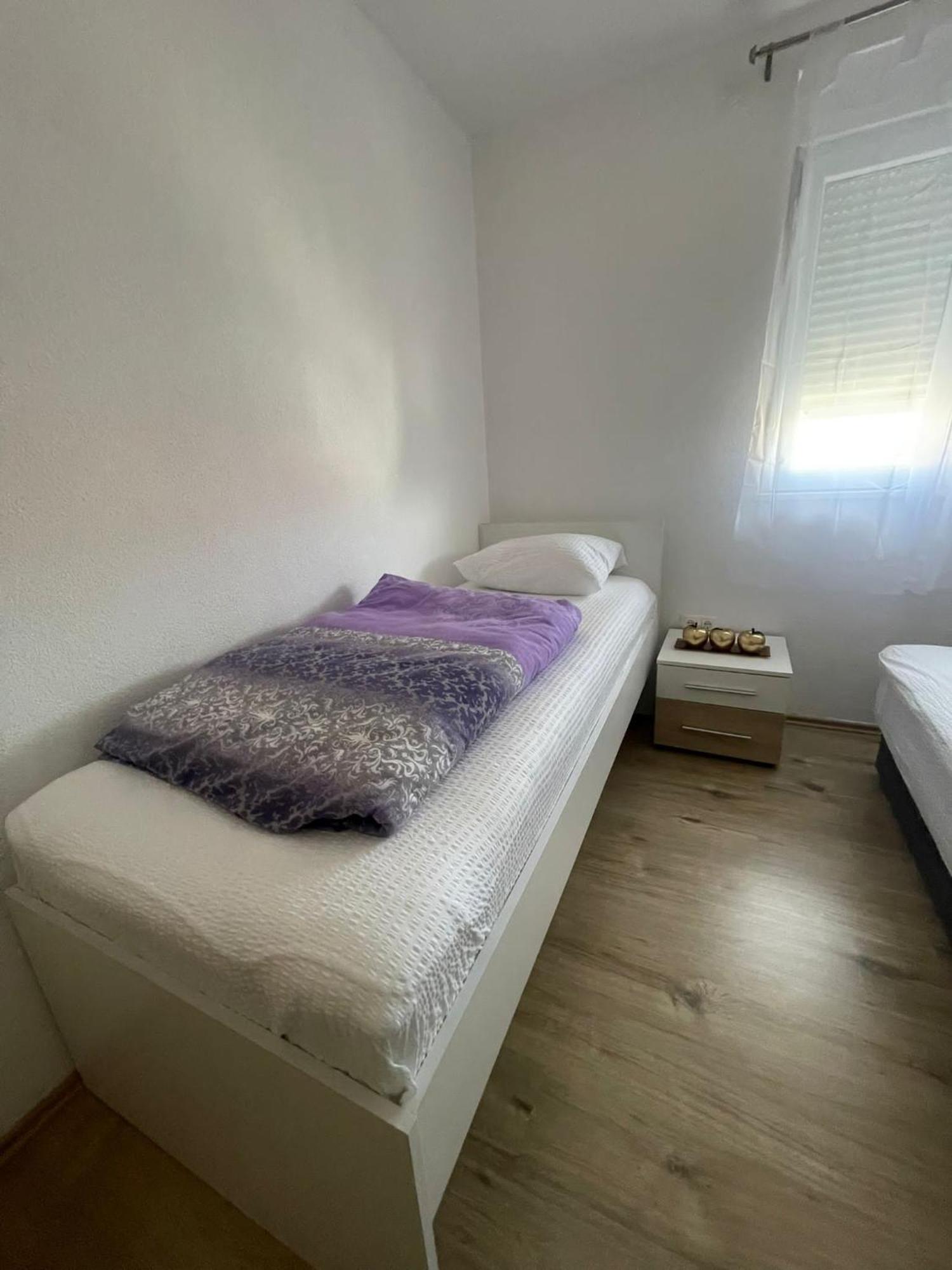 Apartmani Zuti เนอุม ภายนอก รูปภาพ